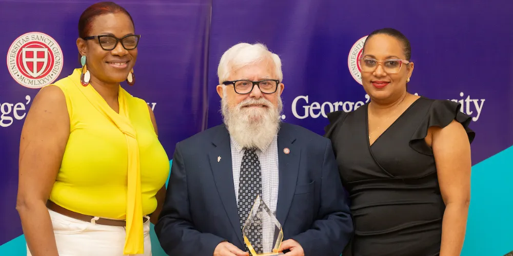 Dr. Neil Olson, SVM dean honored at Fall 2025 SVM Term Awards Ceremony