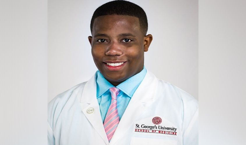 Fabian Oden, an SGU School of Medicine student and paramedic aspires to become an Emergency Medicine physician.