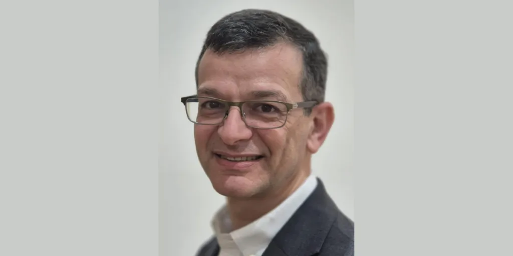 Headshot of SGU School of Medicine faculty member Mr. Lee Dvorkin